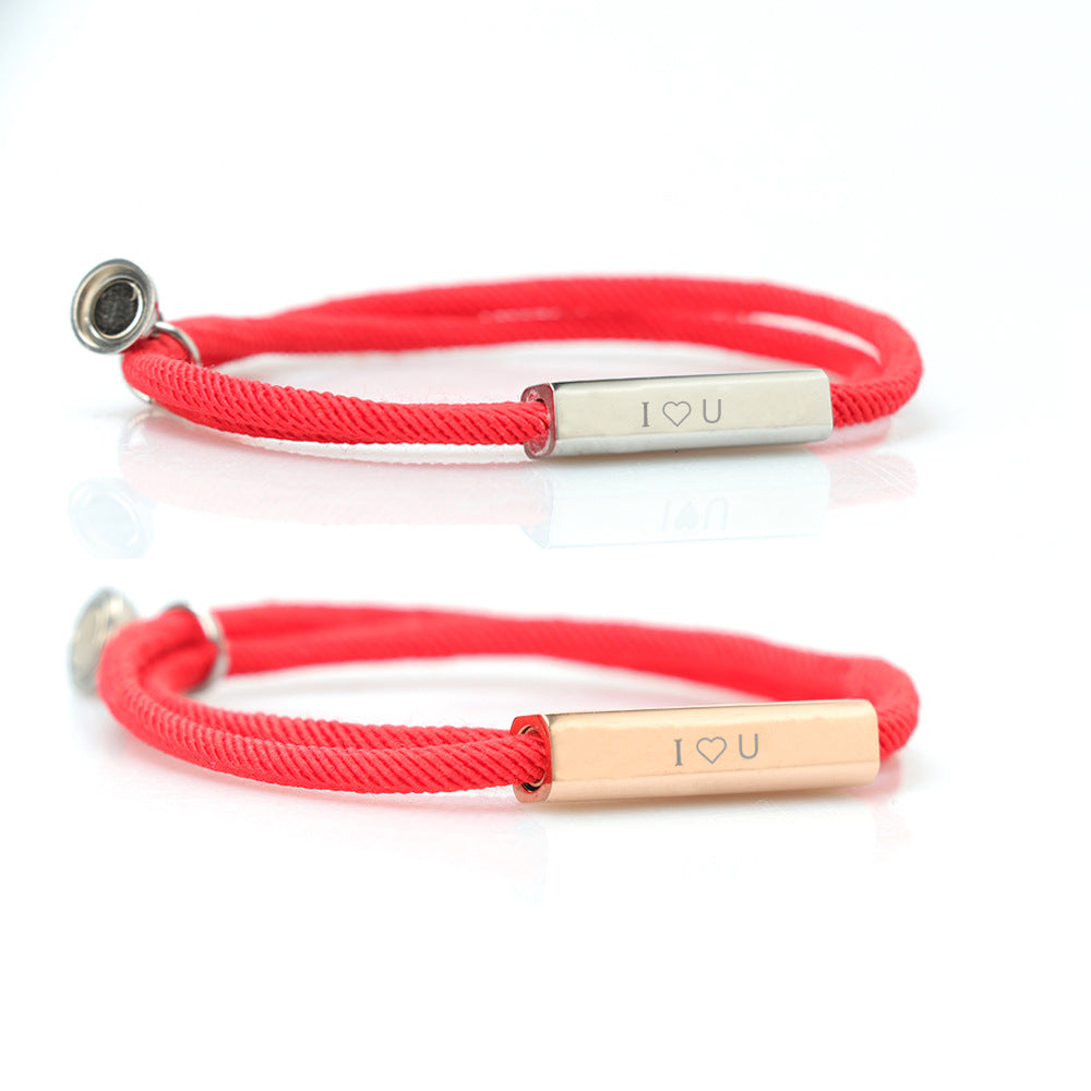 Paire de bracelets de couple attrayants en acier inoxydable