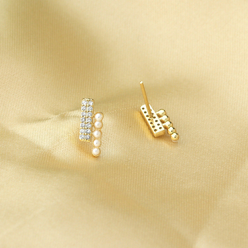 Women's Simple Graceful Double Row Diamond Pearl Earrings