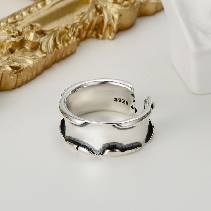Fashion Retro Distressed Ring Women