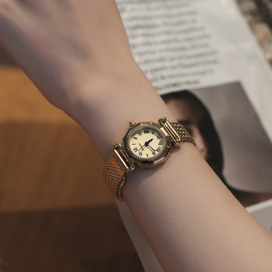 Montre octogonale rétro mi-ancienne en acier pour femme