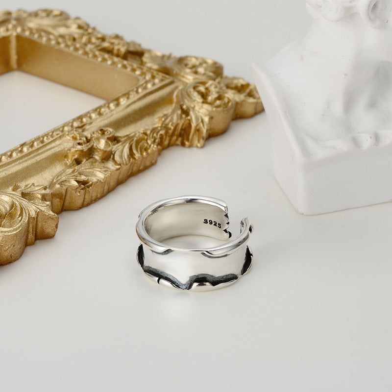 Fashion Retro Distressed Ring Women