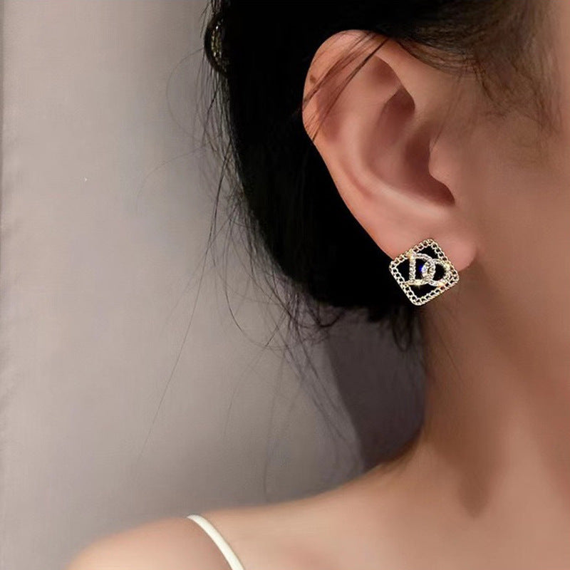 S925 Silver Needle Black Square Letter Earrings