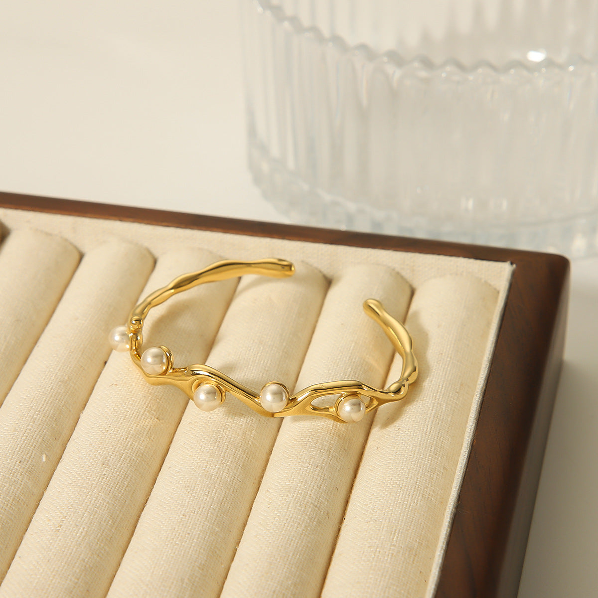 Bracelet d'ouverture de perles incrustées d'acier inoxydable de Style rétro français