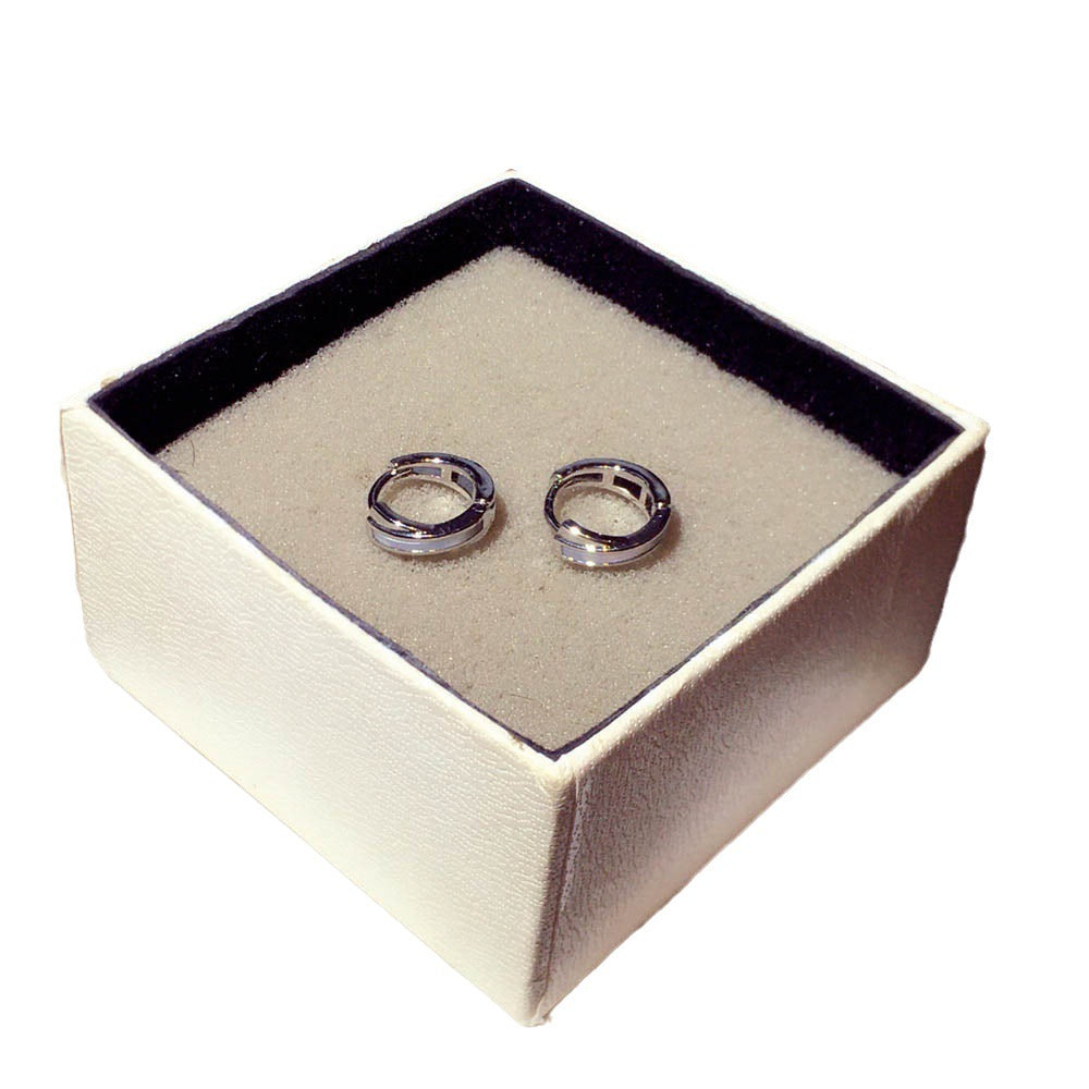 Nouvelles boucles d'oreilles tendance simples pour femmes