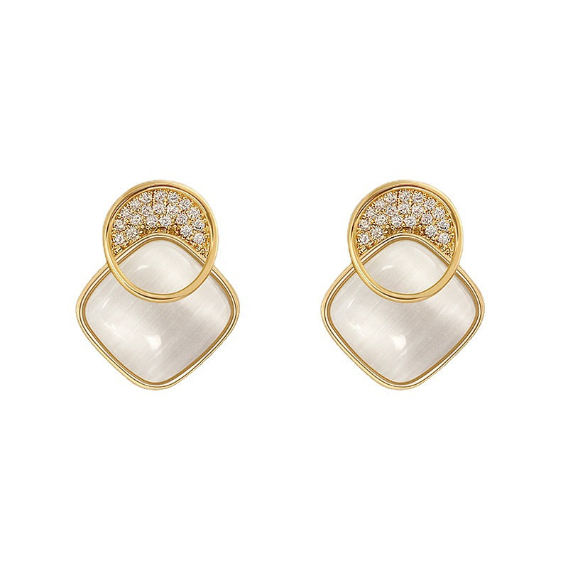 Boucles d'oreilles à tige en argent sterling avec motif géométrique à la mode