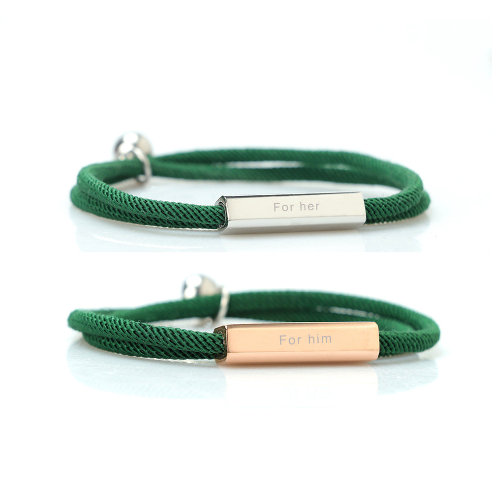 Paire de bracelets de couple attrayants en acier inoxydable