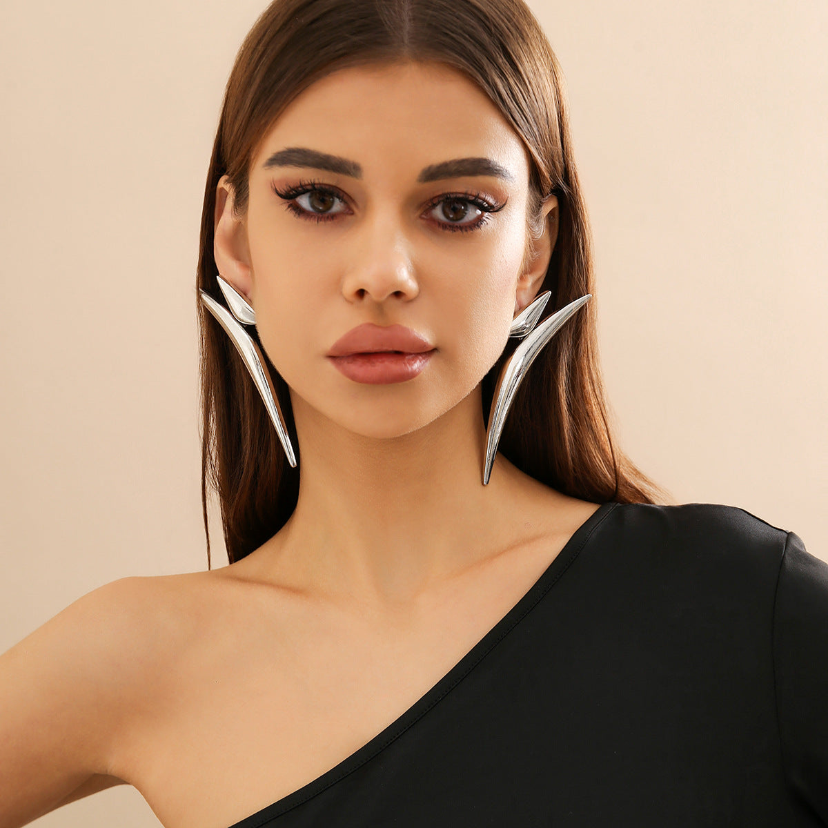 Boucles d'oreilles personnalisées à coude triangulaire à géométrie exagérée de style européen et américain