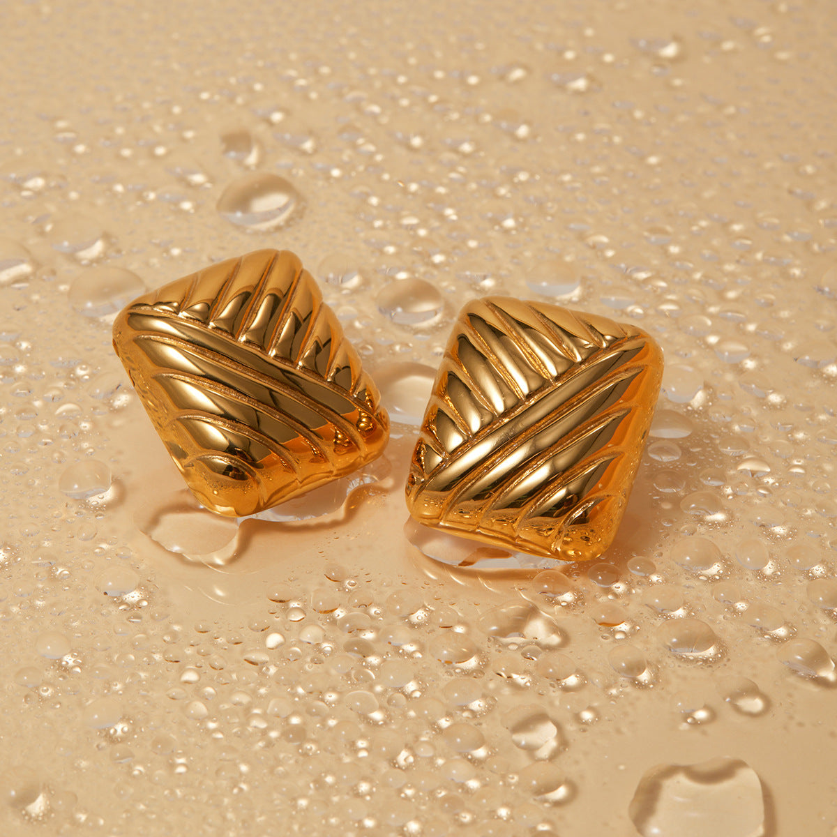 18k Gold Stainless Steel Square Woven Pattern Earrings