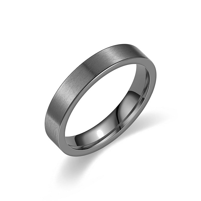 Bague en acier titane givré et mat simple à la mode