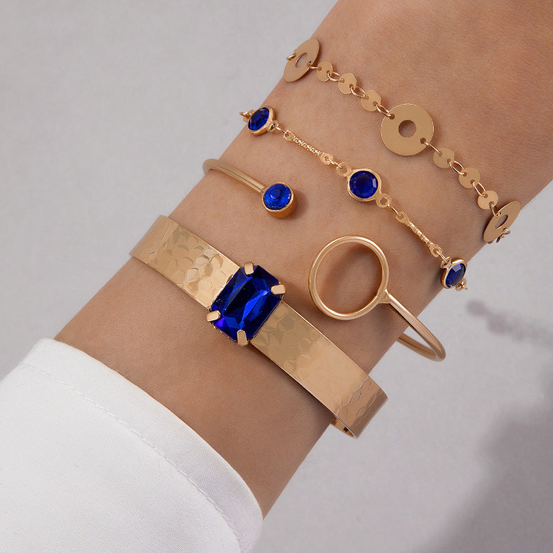 Bracelet à quatre couches creux clouté de diamants papillon bleu