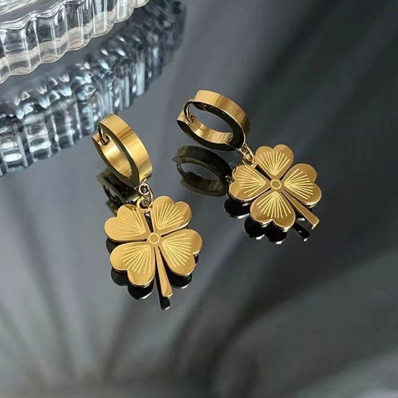 Costume de boucles d'oreilles en chaîne de clavicule en acier titane pour femmes, tempérament à la mode, ne se décolore pas