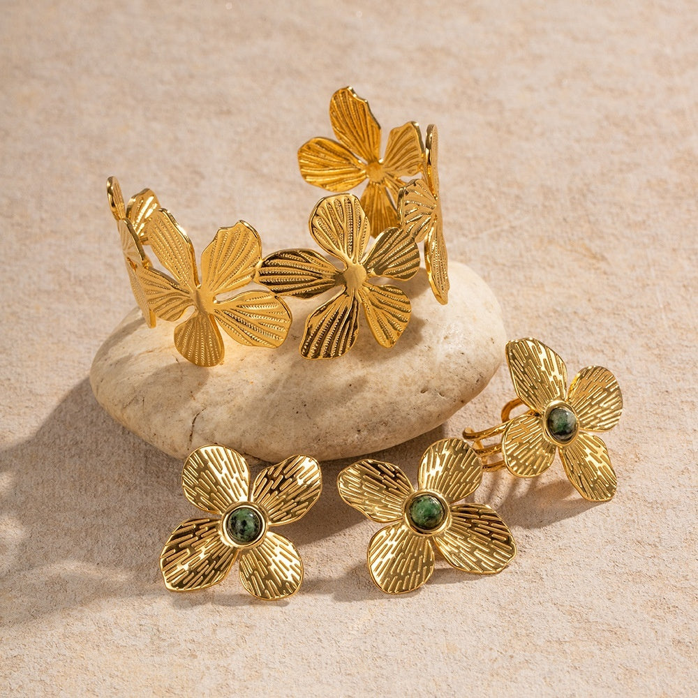 Nueva pulsera de flores, traje de alta calidad, elegante temperamento antiguo, adorno de acero de titanio turquesa africana