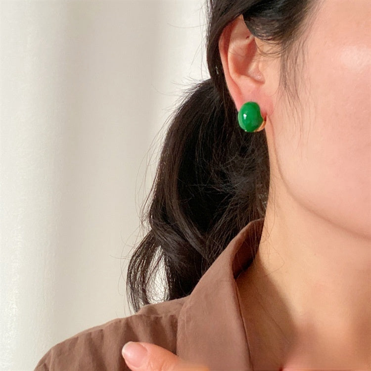 Pendientes de estilo escarchado con Clip para la oreja para mujer, aretes ligeros de lujo, de alta calidad, no se decoloran fácilmente, Jequirity, goteo de aceite Ins