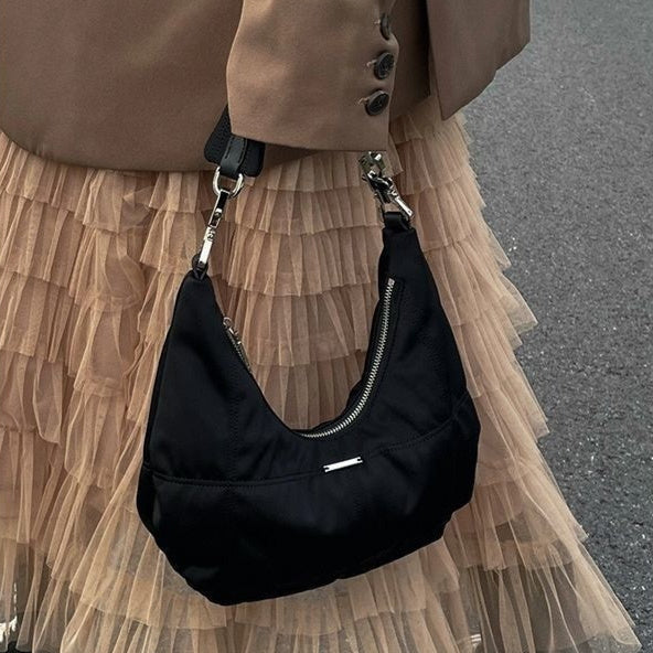 Bolso Baguette para axilas de moda informal con diseño de interés especial y nubes oscuras soleadas Retro negro de terciopelo de invierno