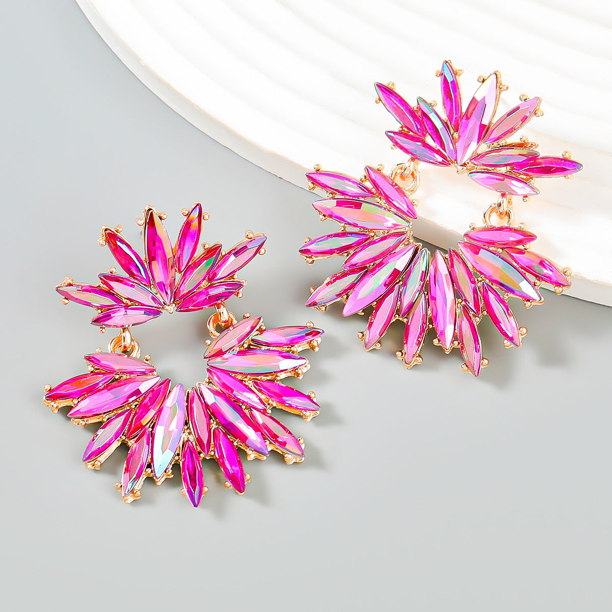 Exaggerated Flower Full Diamond Earrings Women