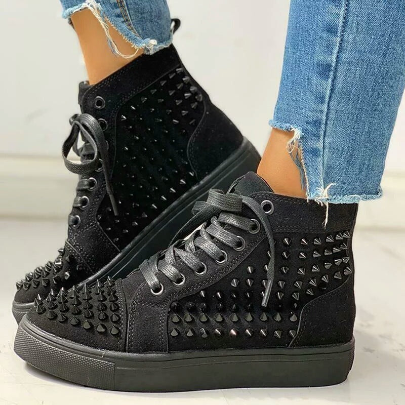 Zapatillas casuales con remaches de diamantes de imitación y suela gruesa para hombres y mujeres
