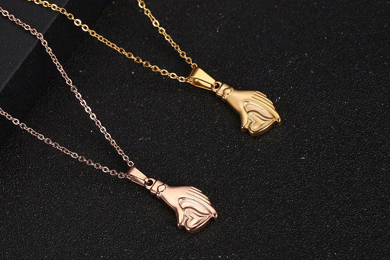 Women's Fashion Casual Hand-held Love Necklace