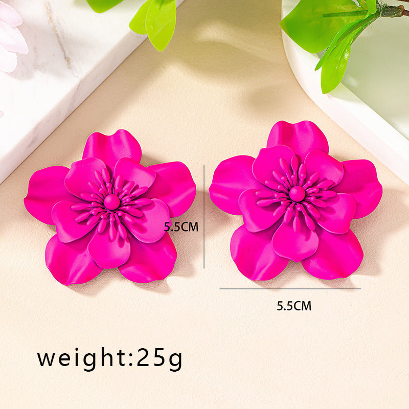 Boucles d'oreilles à fleurs Vintage pour femmes, Design de Niche, peinture en aérosol, clous d'oreilles