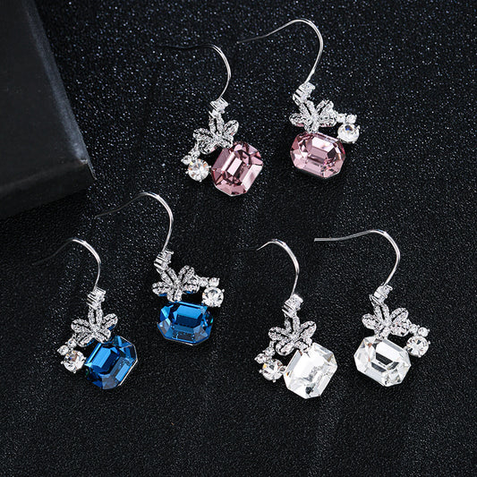European And American Simple Design Small Flower Shape Trendy Earrings