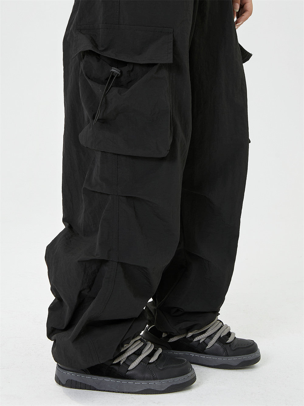 Men's Loose Design Pleated Drawstring Ankle-tied Trousers