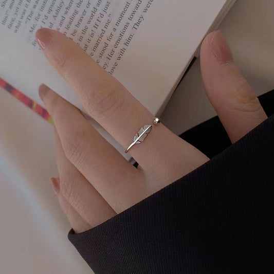 Bague de bracelet en plumes créative minimaliste pour femmes