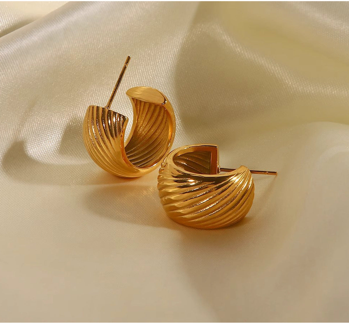 Women's Fashion Personality Texture Earrings