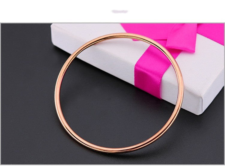 Bracelet brillant personnalisé simple en acier titane