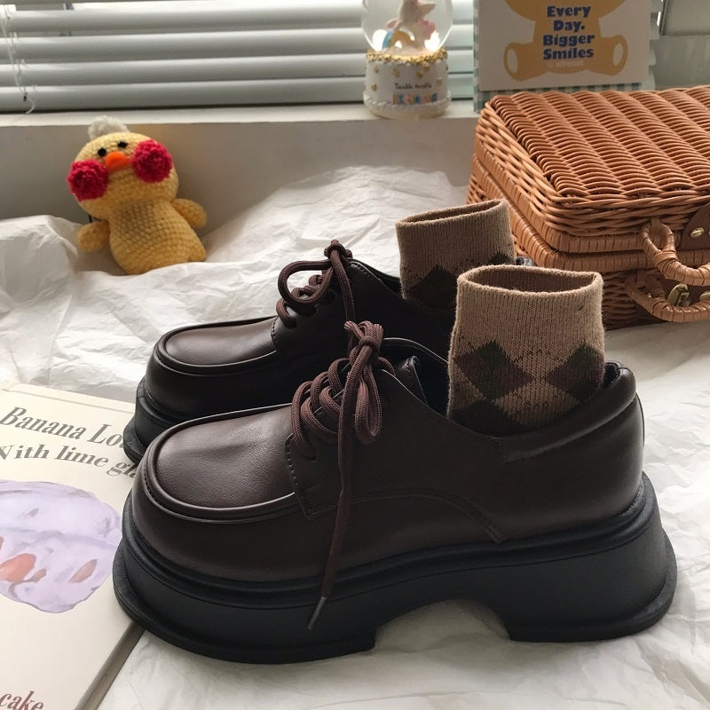 Zapatos de tacón con cordones británicos retro aumentados con parte inferior gruesa de lana de otoño