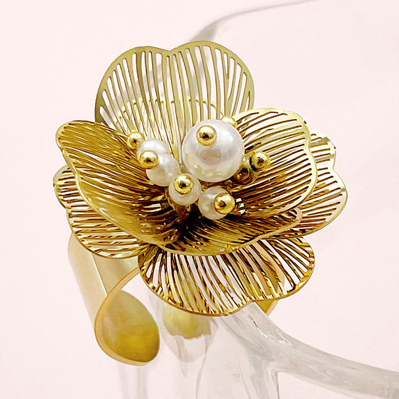 Anneau de fleur de Zircon en cristal blanc de corail en métal d'acier inoxydable