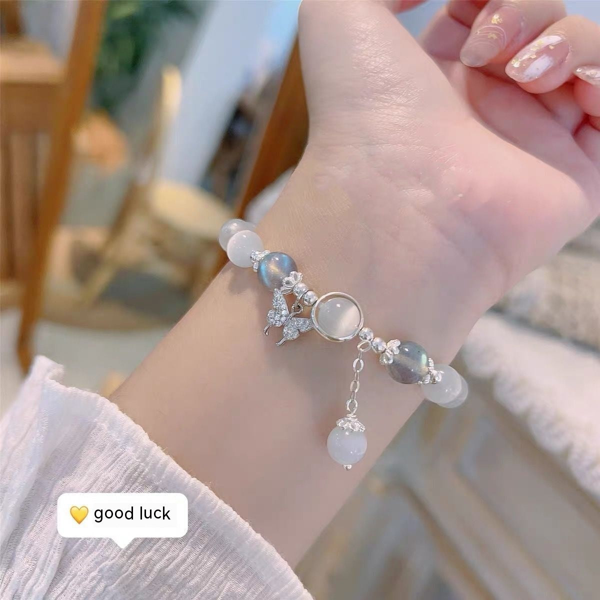 Bracelet papillon en cristal opale pour femmes, Bracelet gris clair de lune assorti avec tout