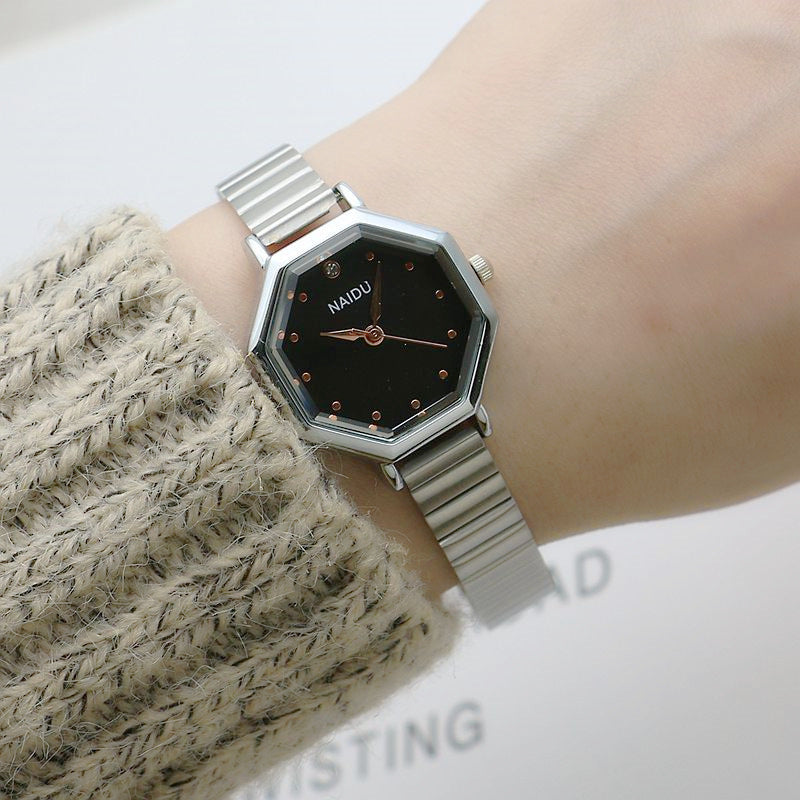 Montre pour femme avec ceinture en maille tissée en forme