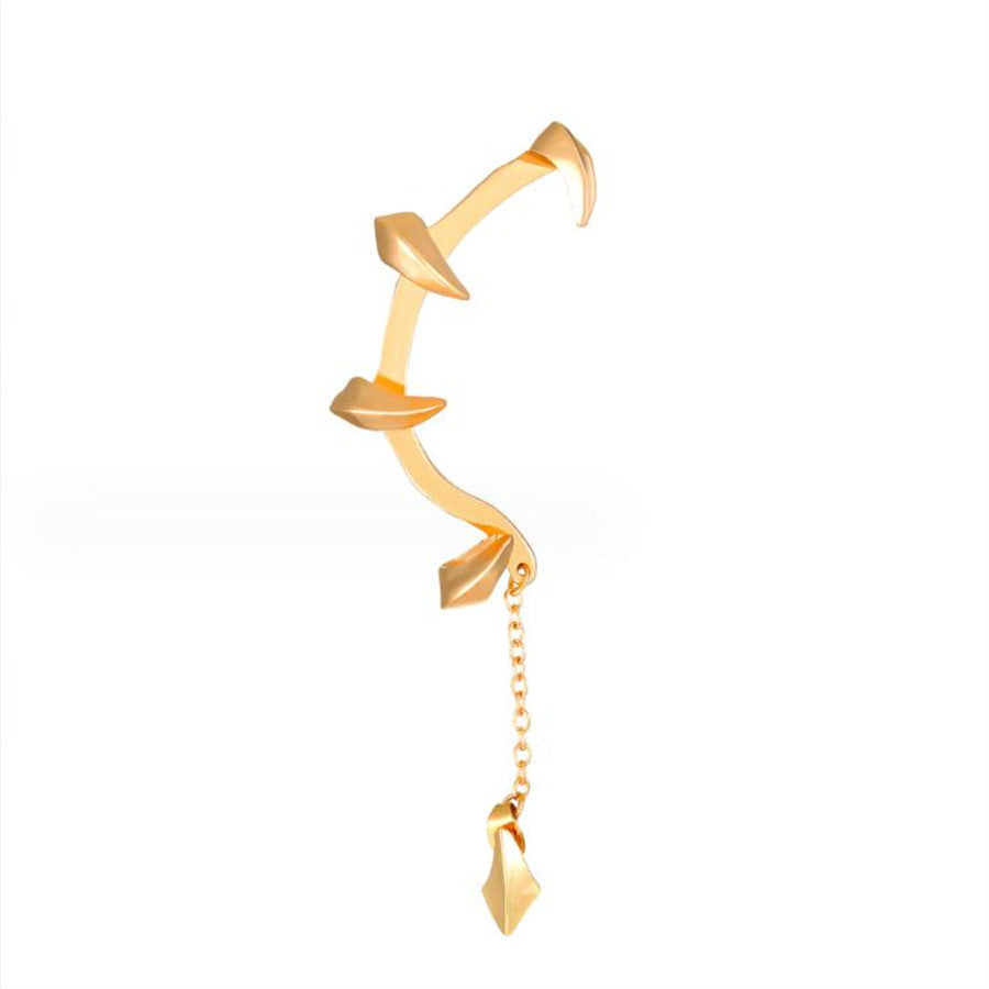 Retro Personality Gothic Demon Claw Geometric Ear Clips