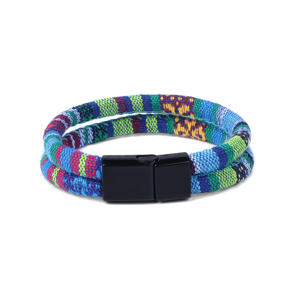 Amantes de la joyería de tela colorida y salvaje