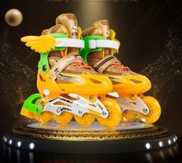 Nouveau Garçon fille enfants patins à roues alignées taille réglable clignotant bottes de patinage à roulettes pour enfants