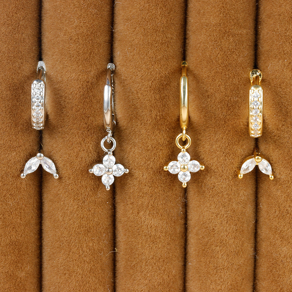 Ensemble de boucles d'oreilles empilées de diamants cloutés de fleurs