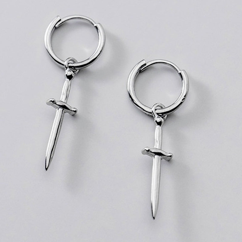 Boucles d'oreilles vintage personnalisées en acier titane en forme d'épée Hip Hop