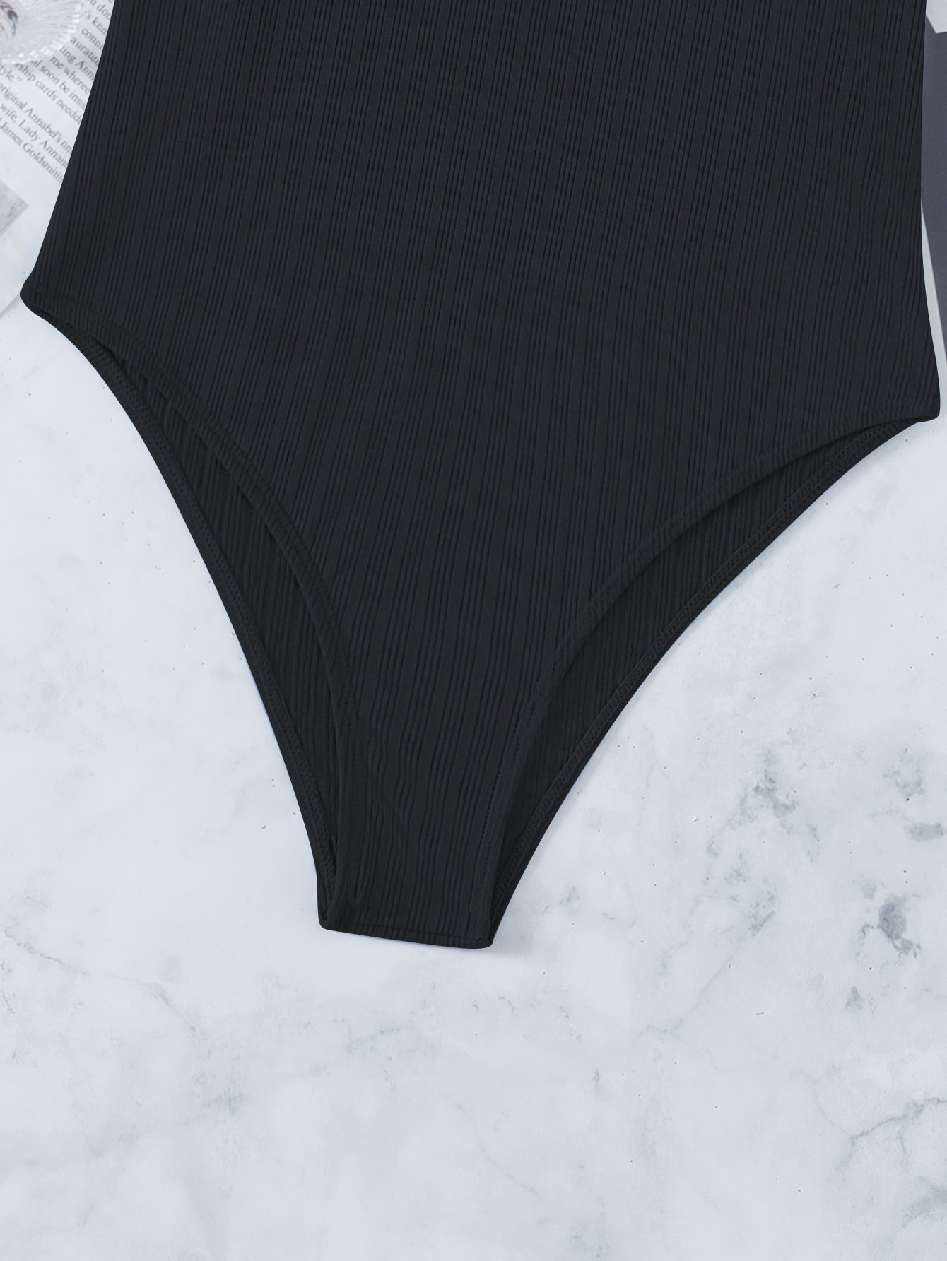 Traje de baño cruzado ajustable de bikini de color liso