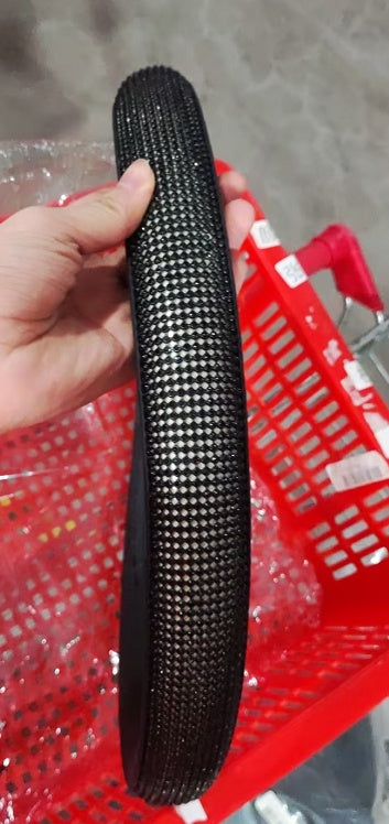 Couvre volant en strass