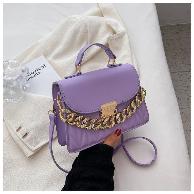 Bolso bandolera femenino y moderno de estilo occidental con hombro portátil y cadena