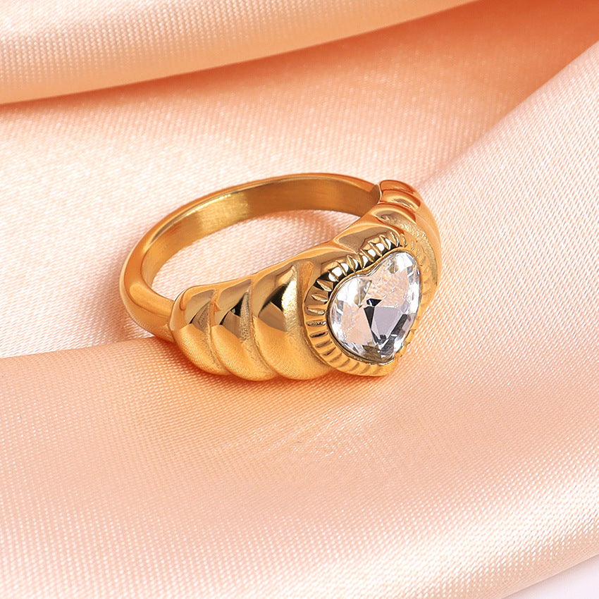 Bague en acier inoxydable 316L plaquée or 8 carats avec zircon blanc en forme de cœur