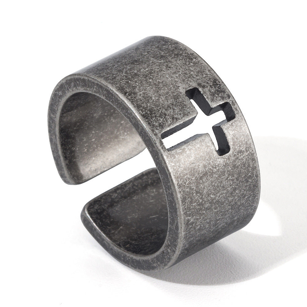 Bague en acier titane personnalité croix rétro creux