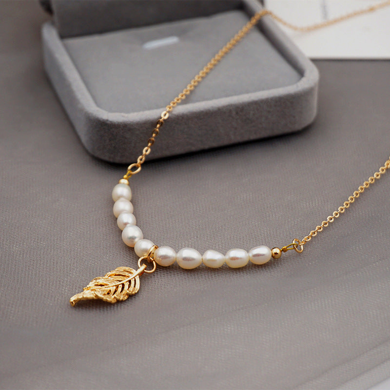 Fashion Cross Ladies Clavicle Chain