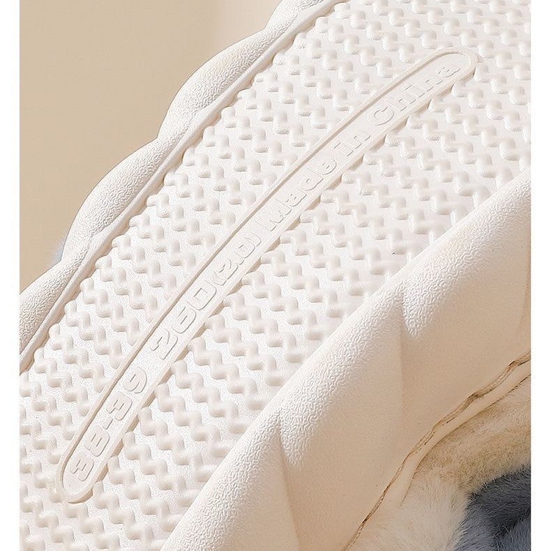 Chaleur domestique et pantoufles de couple à semelles épaisses antidérapantes