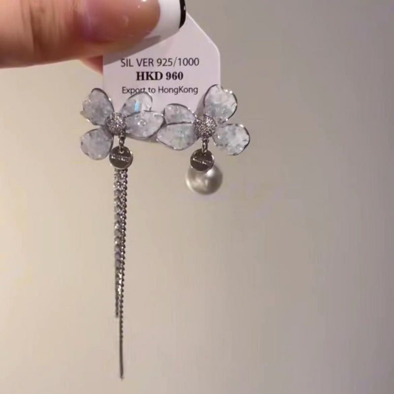 High Sense Light Luxury Temperament New Summer Exquisite Special Interest Earrings Women