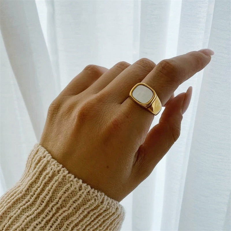 Bague en acier inoxydable pour femmes