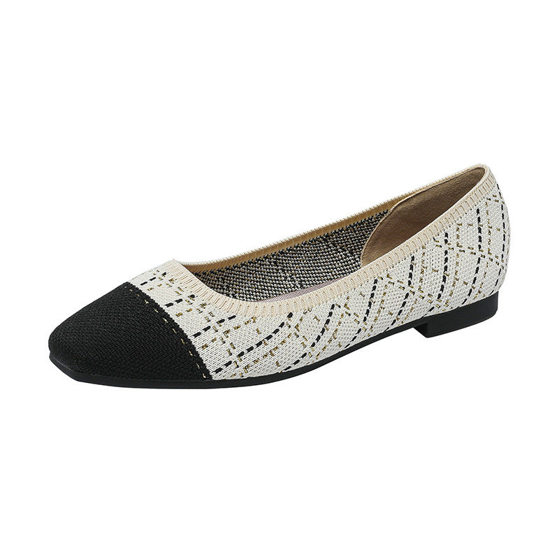 Zapatos planos con punta cuadrada y punta estrecha a juego de color de seda dorada