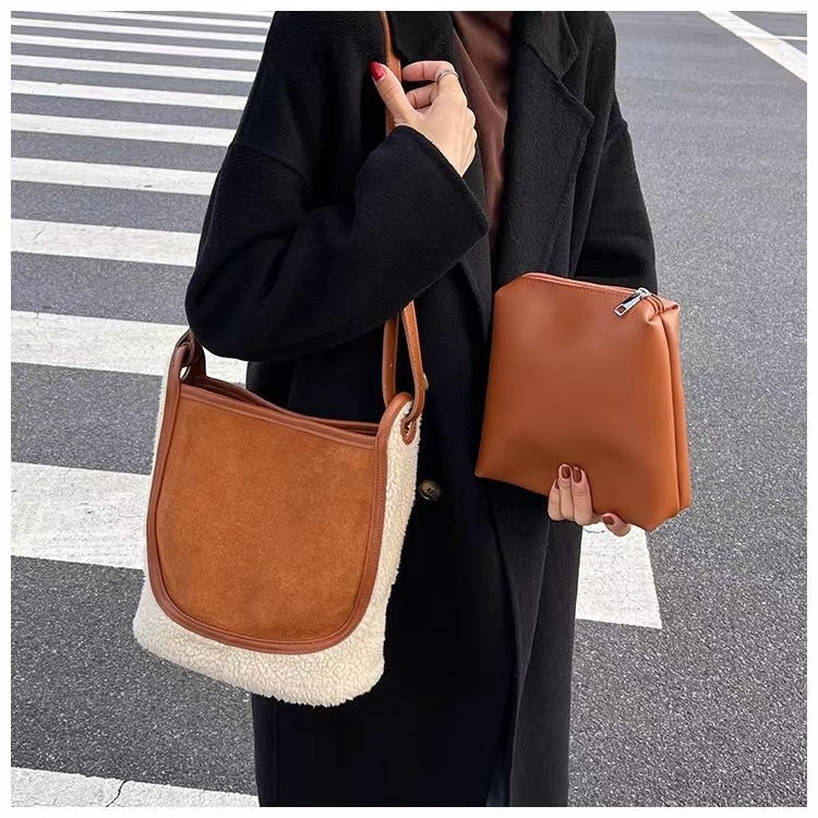 Sac à bandoulière à une épaule en peluche pour femmes