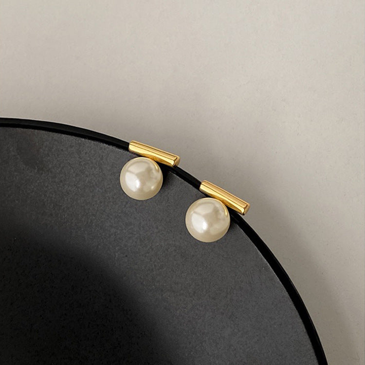 Boucles d'oreilles à tige en métal et perles pour femmes