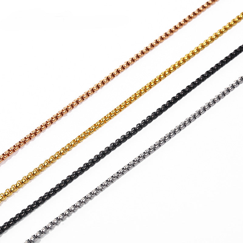 Collier en acier inoxydable simple et polyvalent
