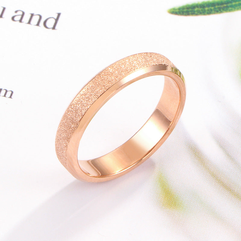 Bague féminine en acier inoxydable à la mode